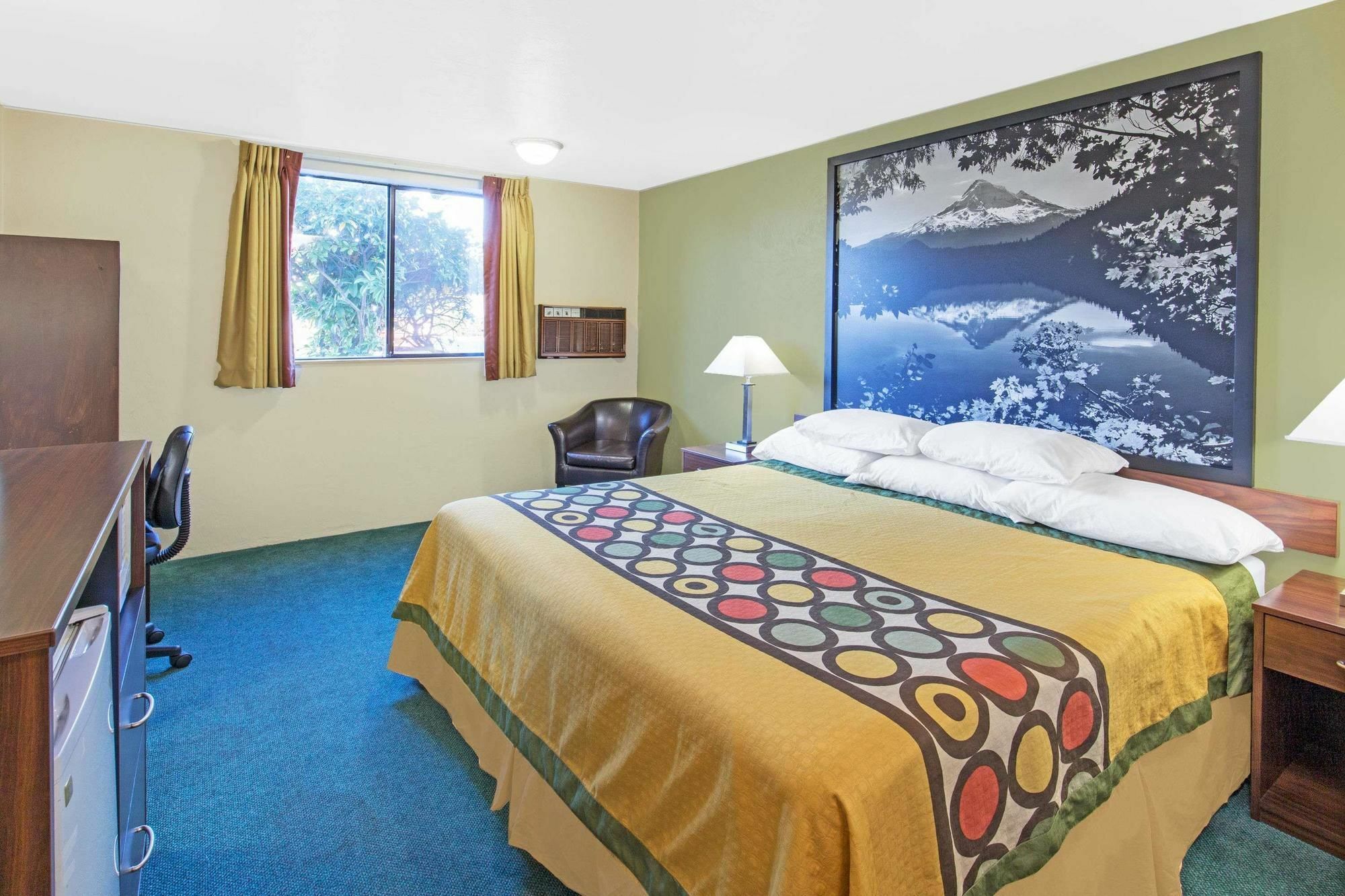 Super 8 By Wyndham Salem Hotell Eksteriør bilde